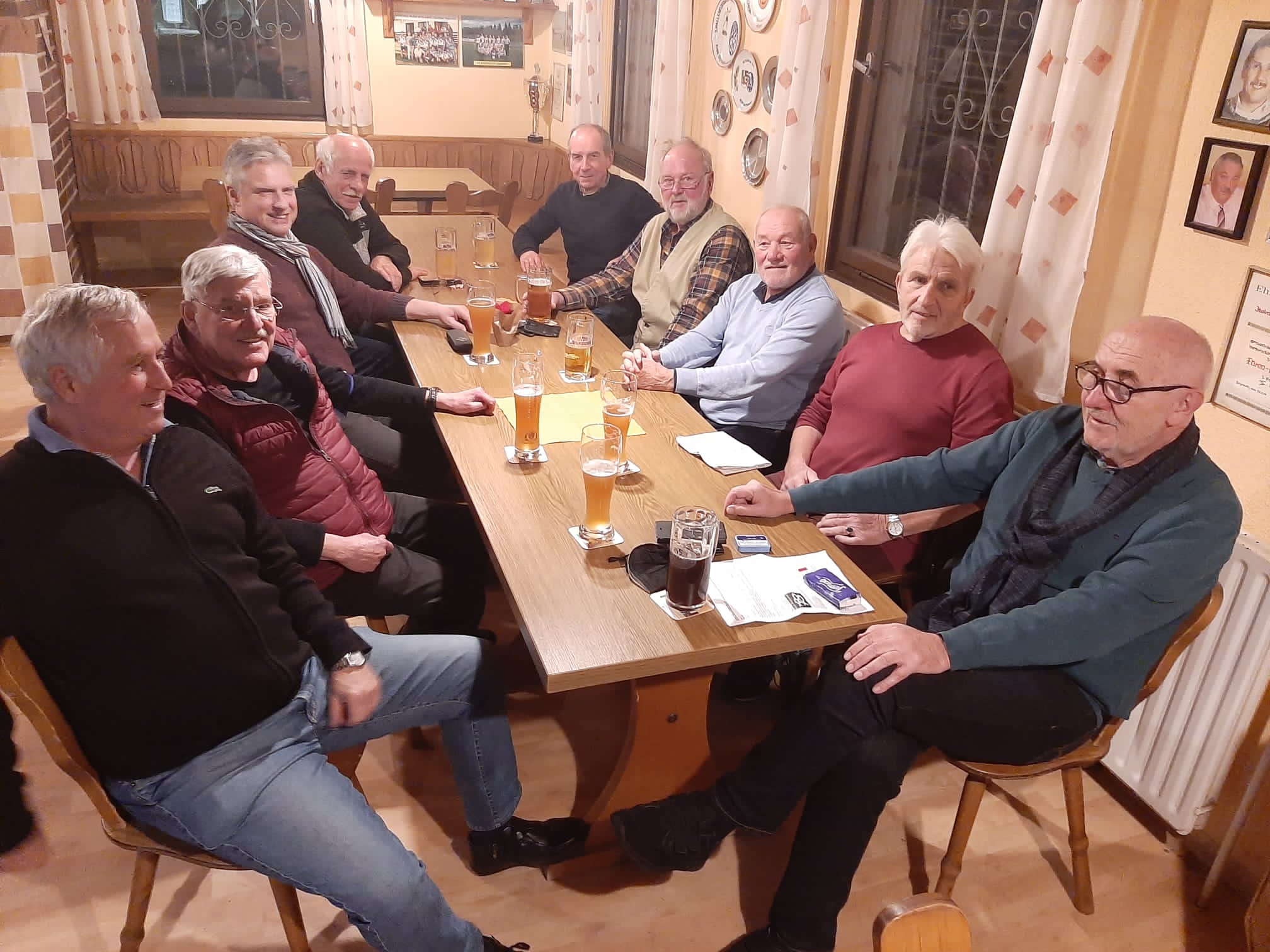 Treffen der Oldie-Wandergruppe im Sportheim