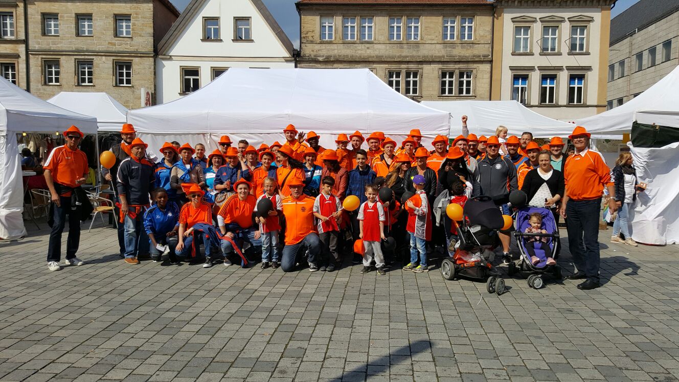 FC Eintracht beim Bayreuther Volksfestumzug 2016
