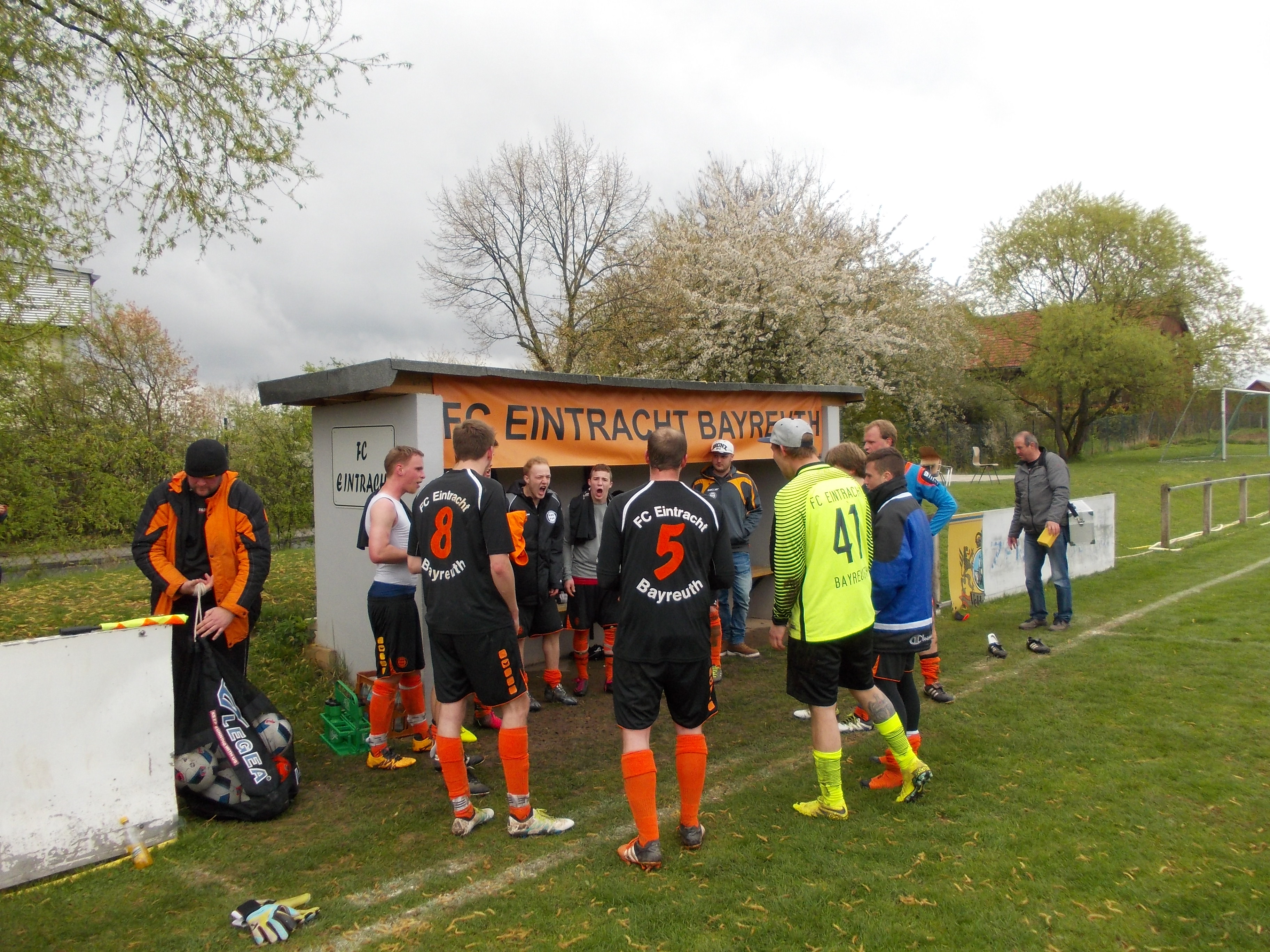 Jubel nach dem 5:2 gegen den SV Heinersreuth