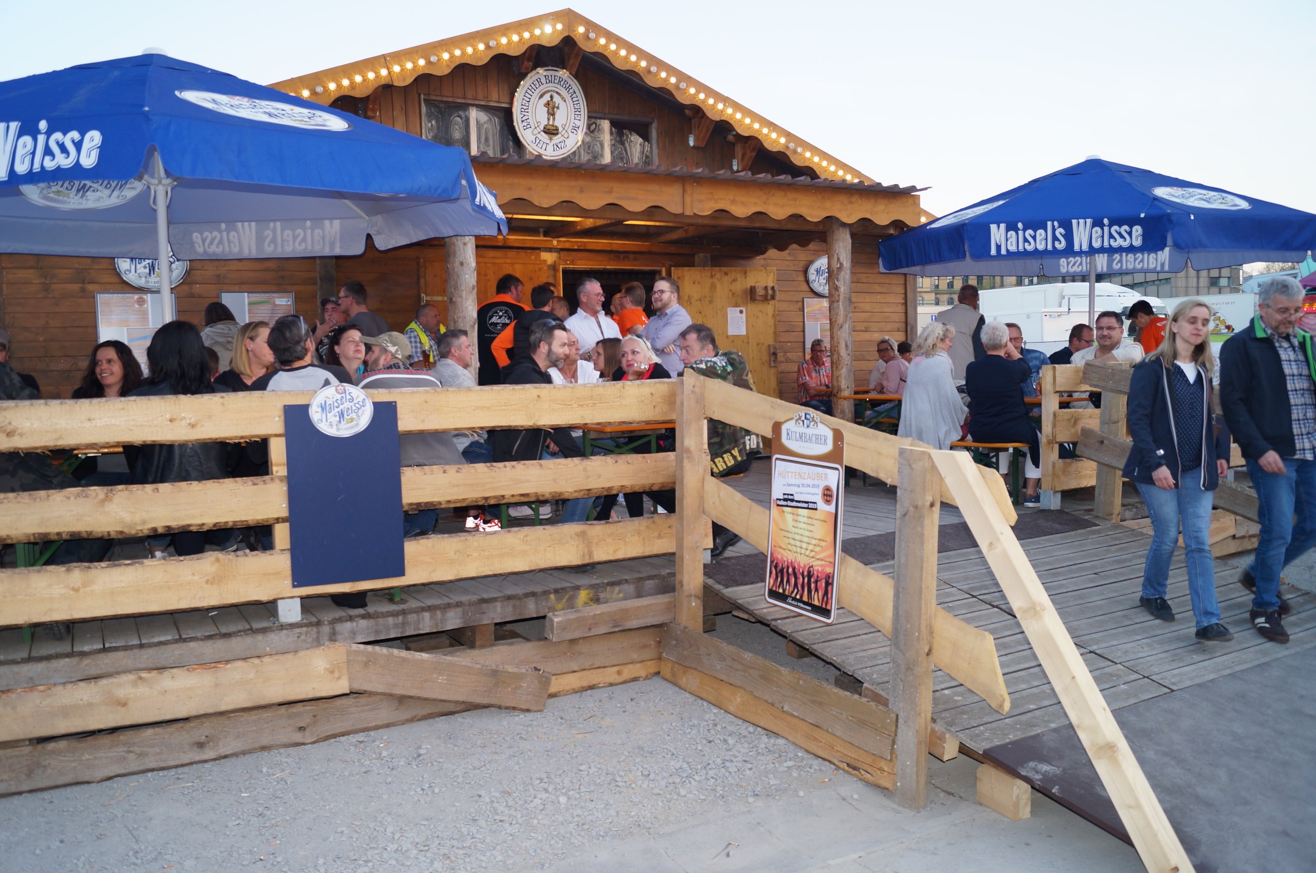 Impressionen von der Eintracht-Hütte auf dem Frühlingsfest 2019