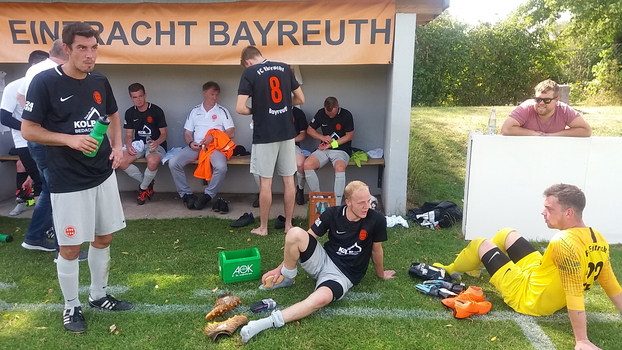 Trainer Adi Kolb freute sich am Ende wirklich zu Recht