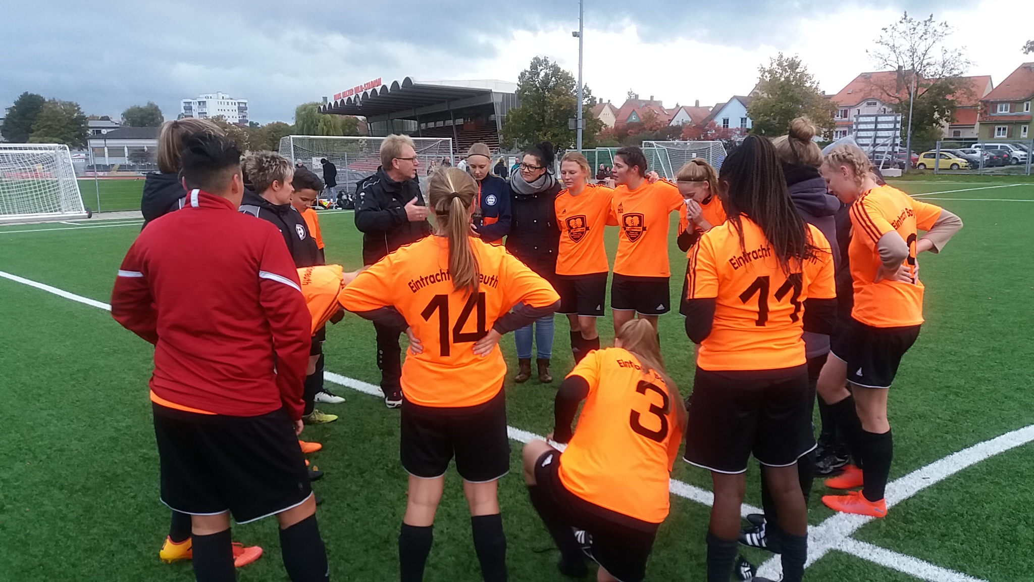 Die Frauen des FC Eintracht Bayreuth nach dem 3:1 gegen die SG Oberpreuschwitz/Weidenberg