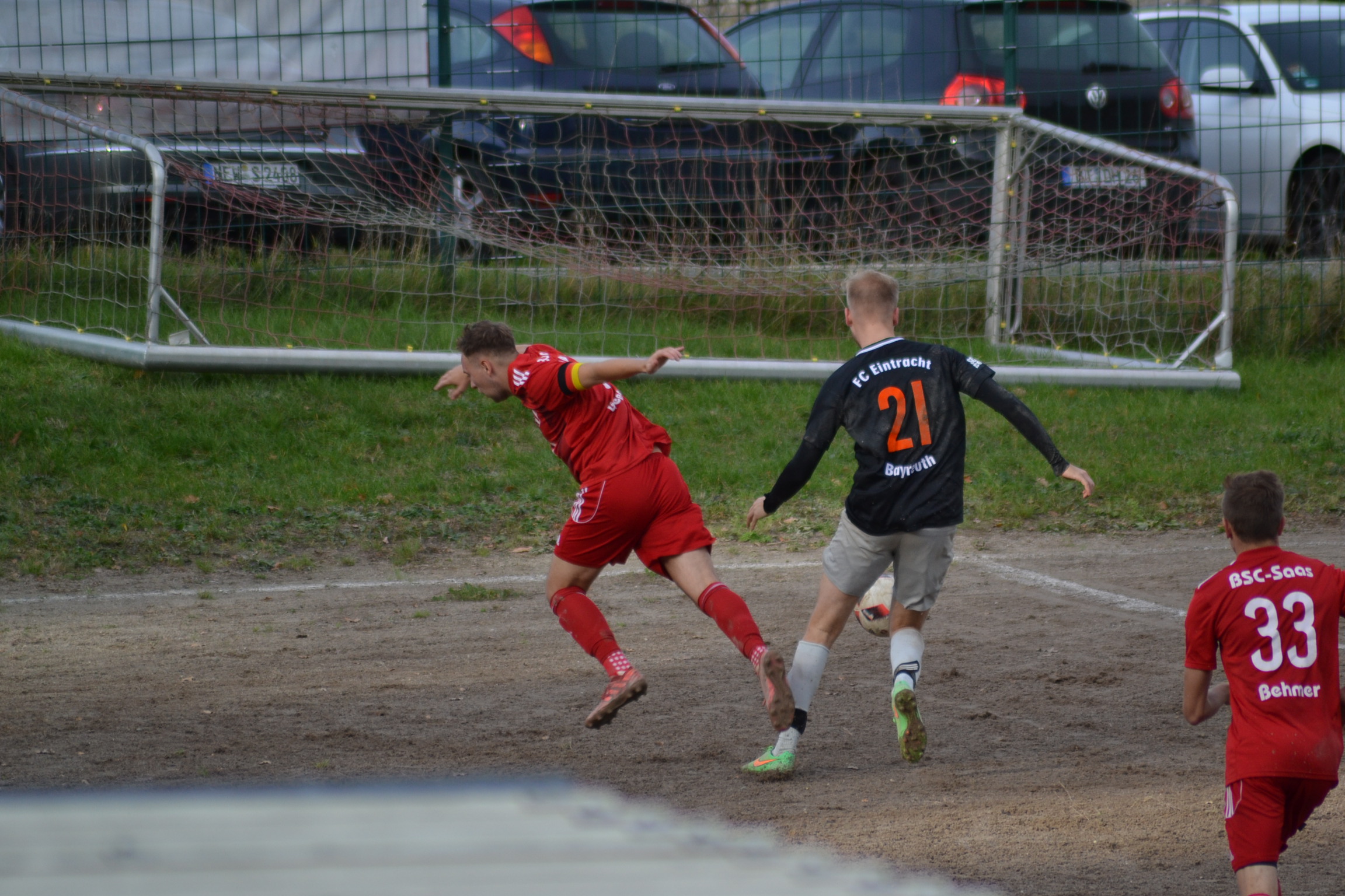 Marvin Dressel setzt sich beim 4:1-Sieg in der Saas durch