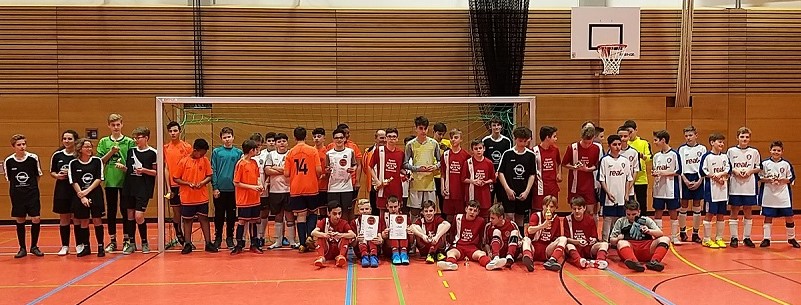 Heute zwei Eintracht-Jugendturniere in der Turnhalle am Roten Main