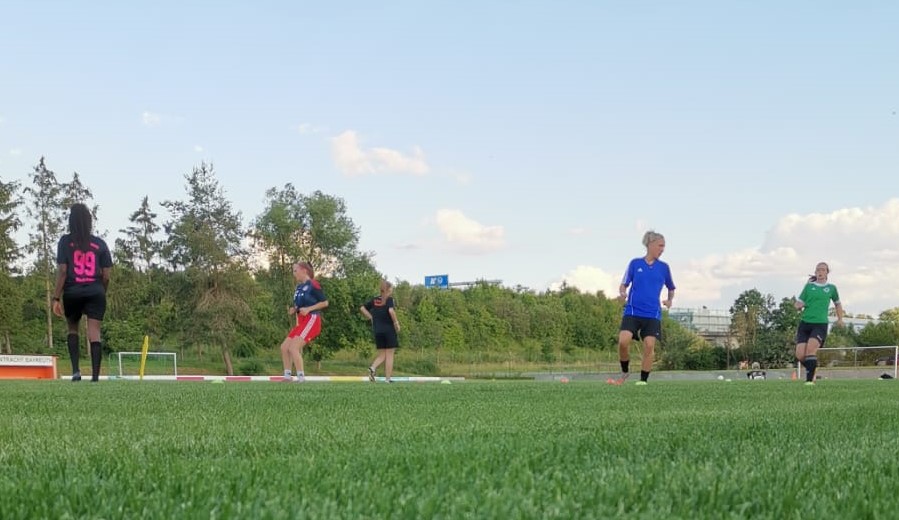 Trainingsauftakt der Damen