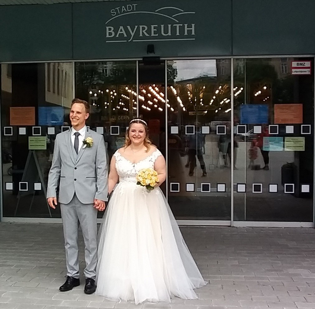 Larissa und Philipp wurden im Bayreuther Rathaus getraut