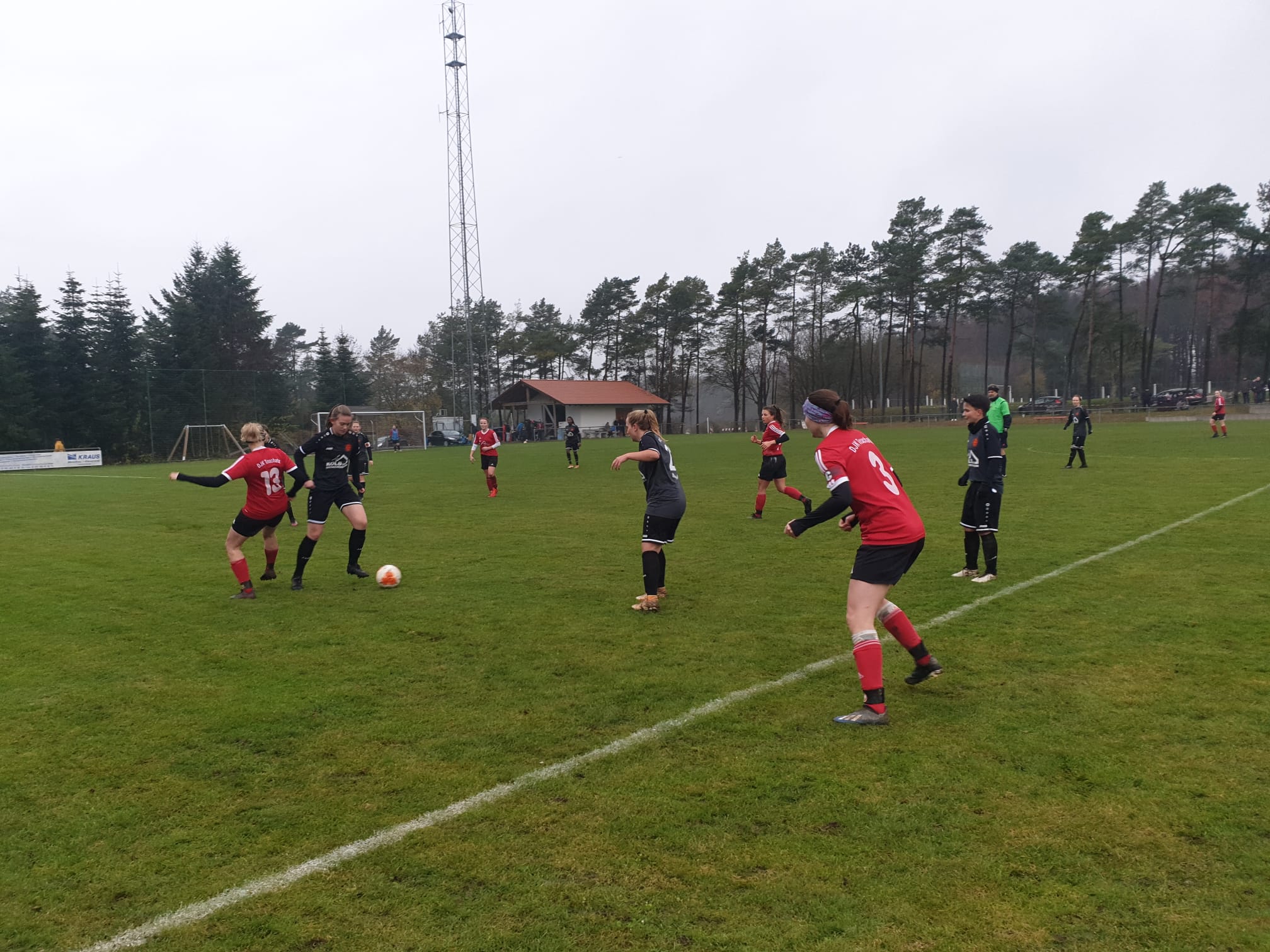 FC Eintracht Bayreuth Frauen beim 2:2 bei der DJK Teuchatz