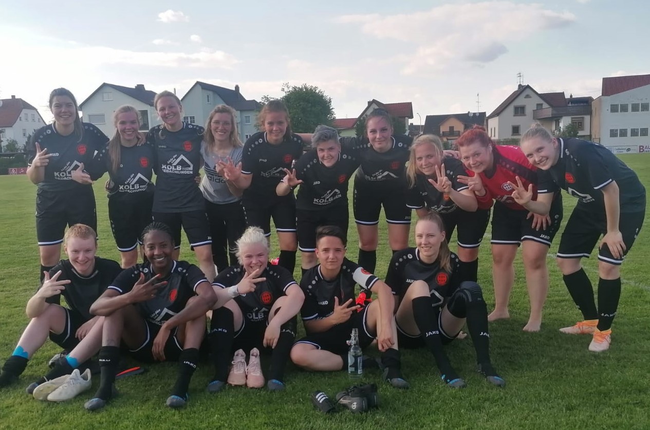 FC Eintracht Bayreuth Frauen nach dem 7:4 beim 1. FC Michelau