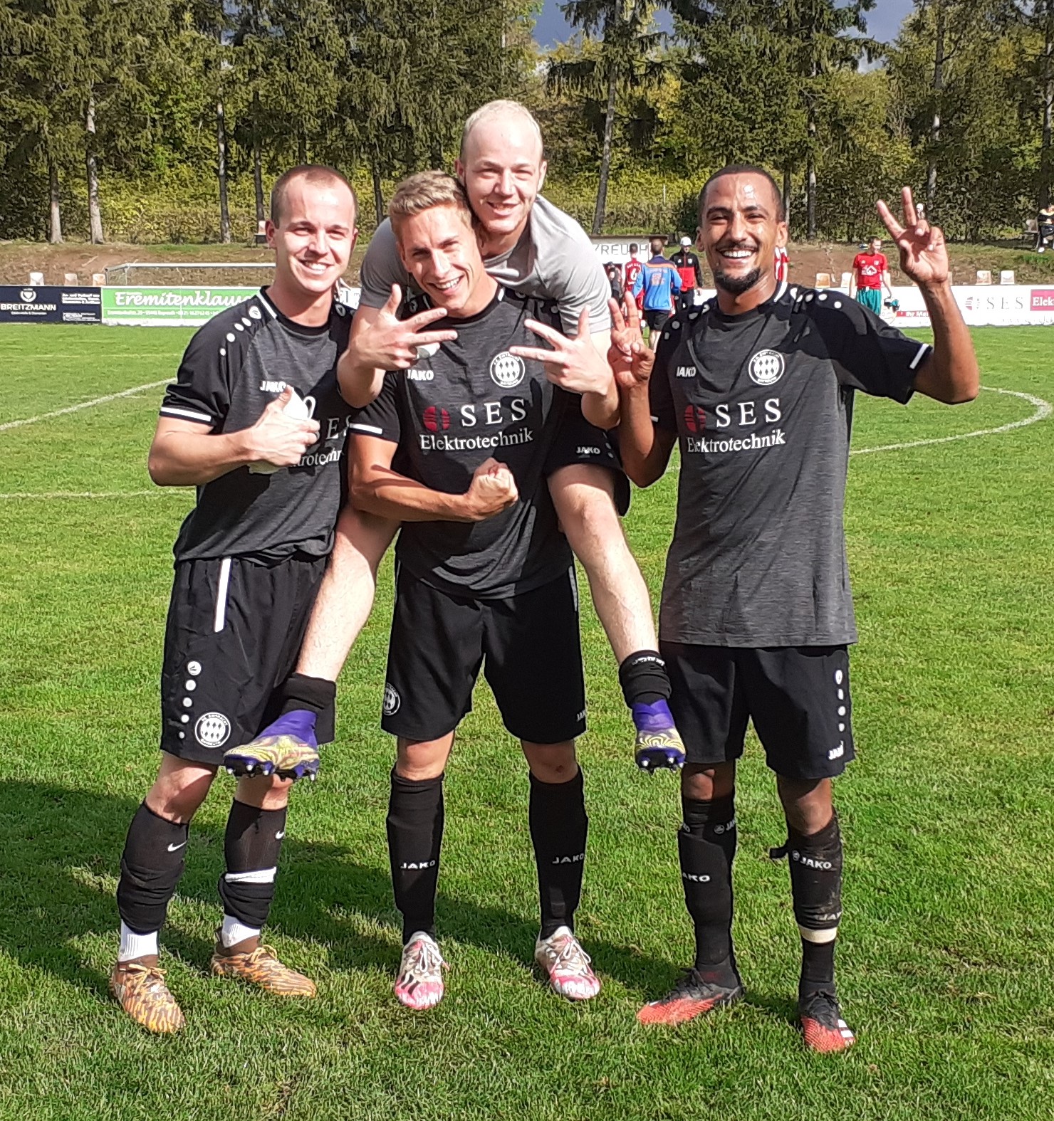 Freude bei Sutter, Popp, Bryant und Heublein