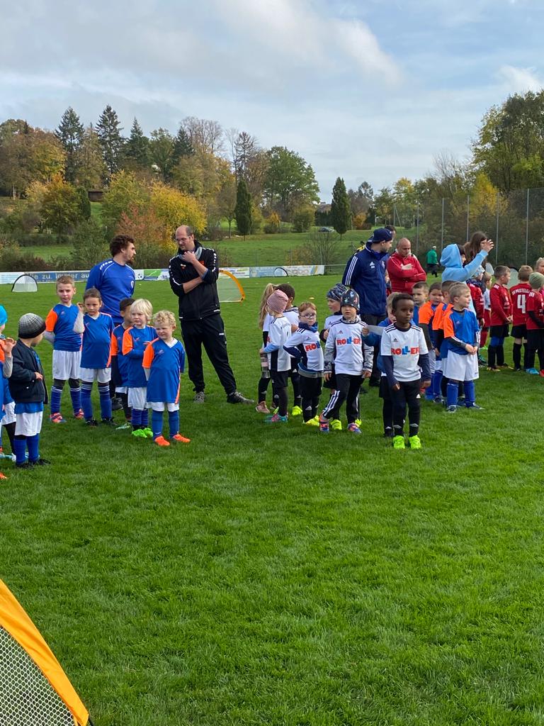 Beim Kinderfußball-Festival des Sportrings