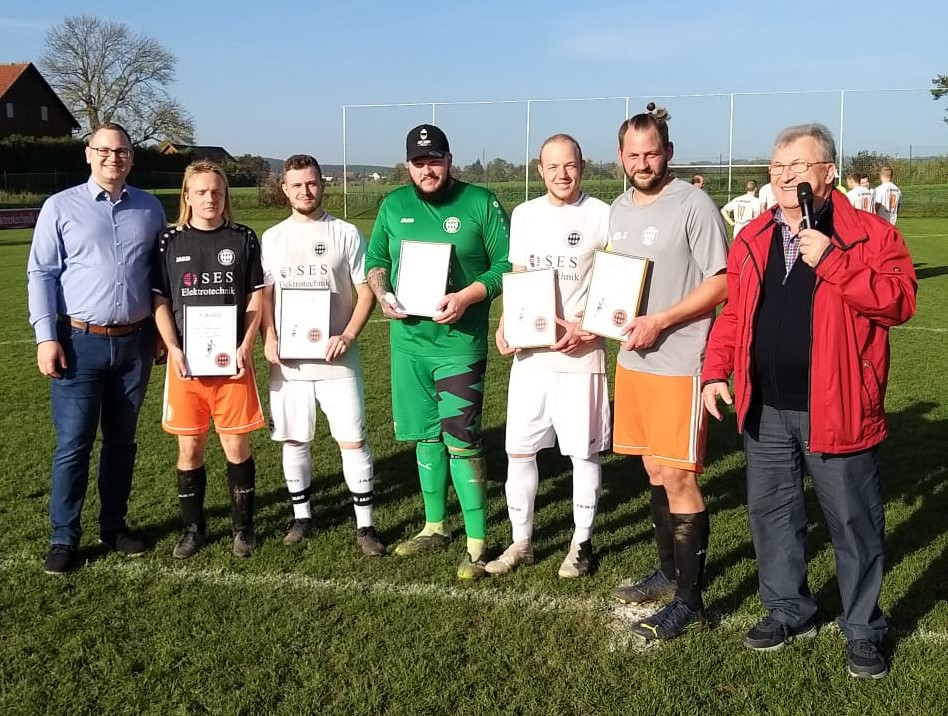 Wir haben zusammen über eintausend Mal im Trikot des FC Eintracht gespielt