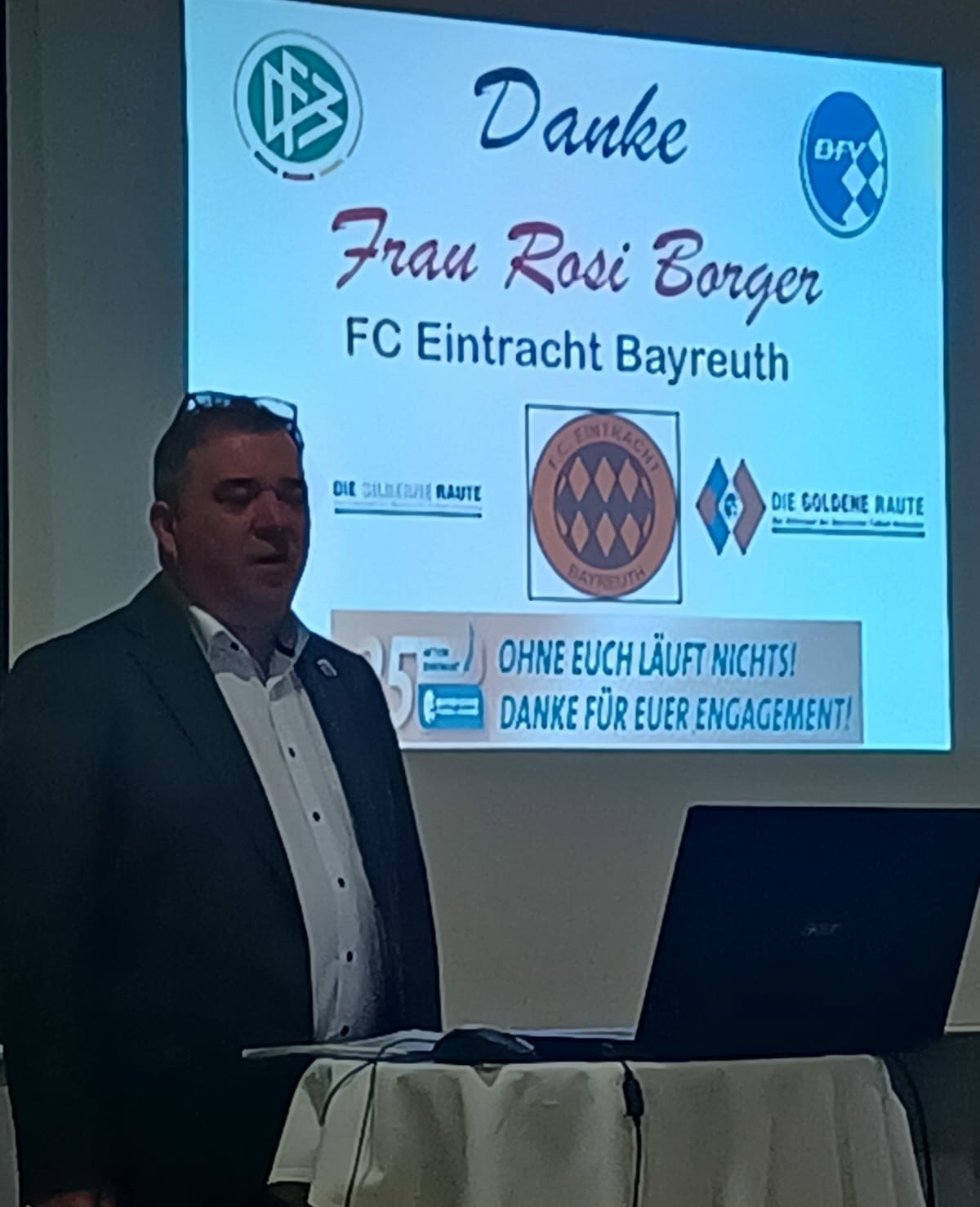 Gruppenfoto der geehrten Ehrenamtlichen aus dem Landkreis Bayreuth