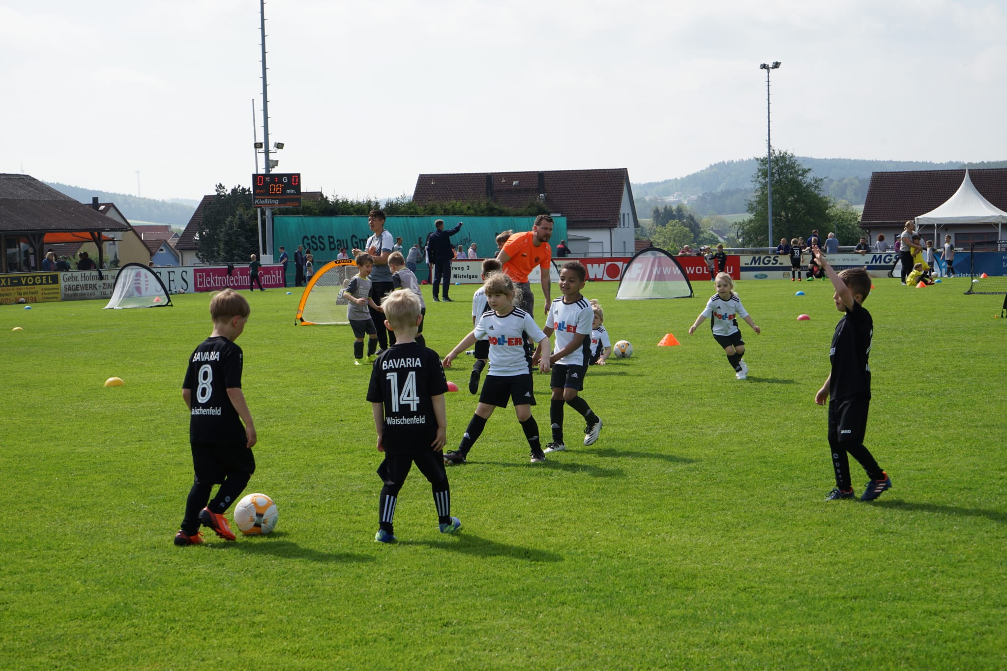 Unsere Bambini beim Minifußball-Festival in Mistelgau
