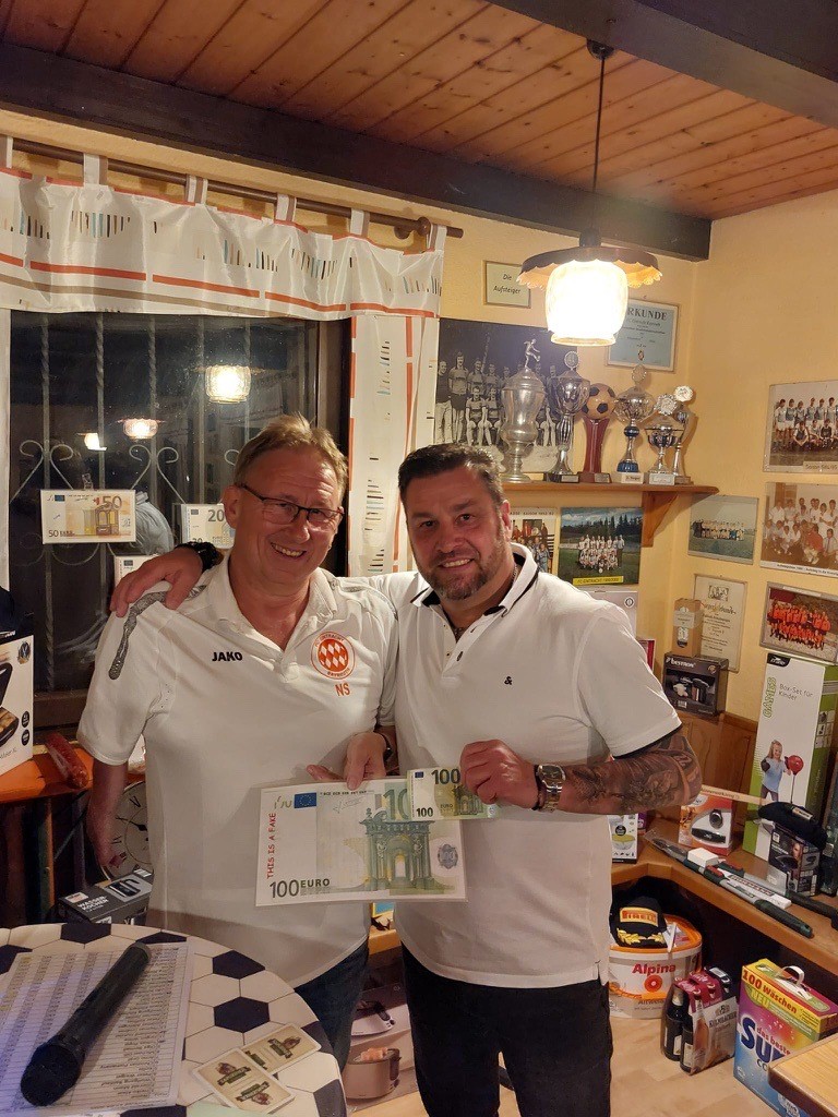 Spielrunde beim Preisschafkopf